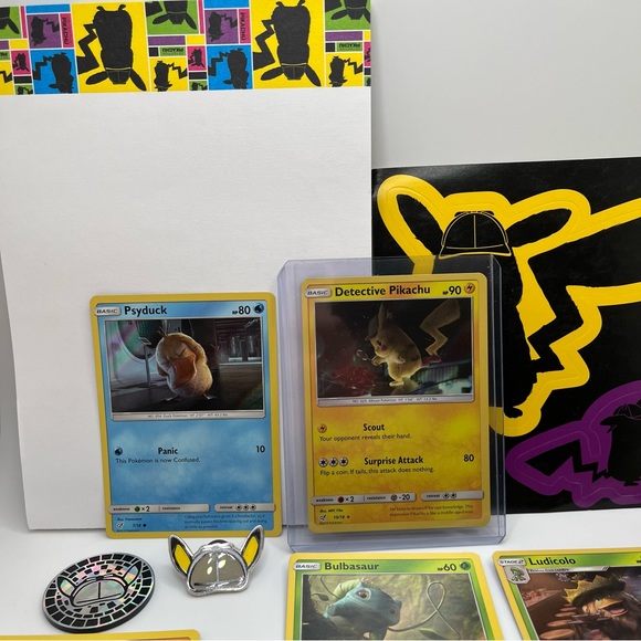 Detective Pikachu Collectors Lunchbox With Cards, Notepad, Stickers, and Pin - Picture 5 of 11